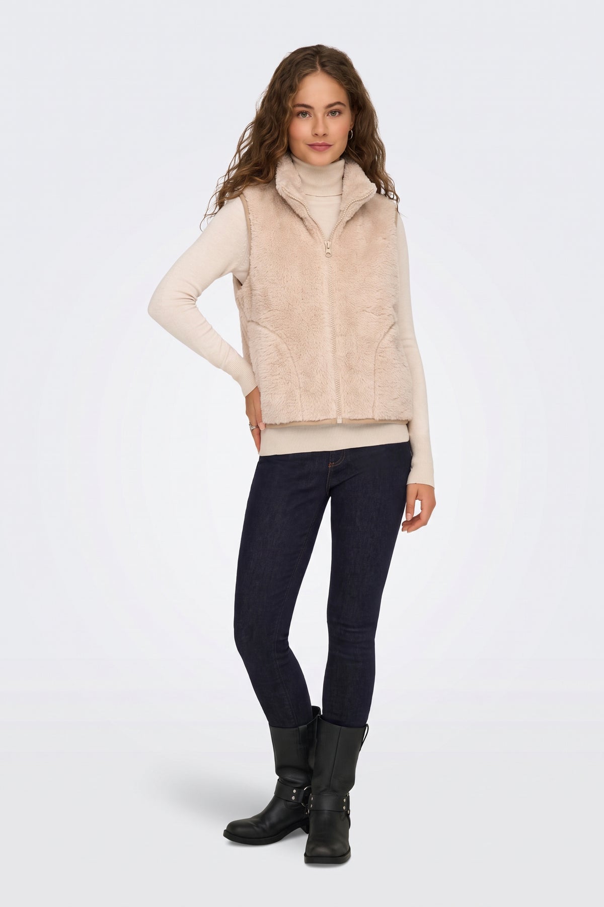 Faux Fur Gilet Beige Fluffy Women