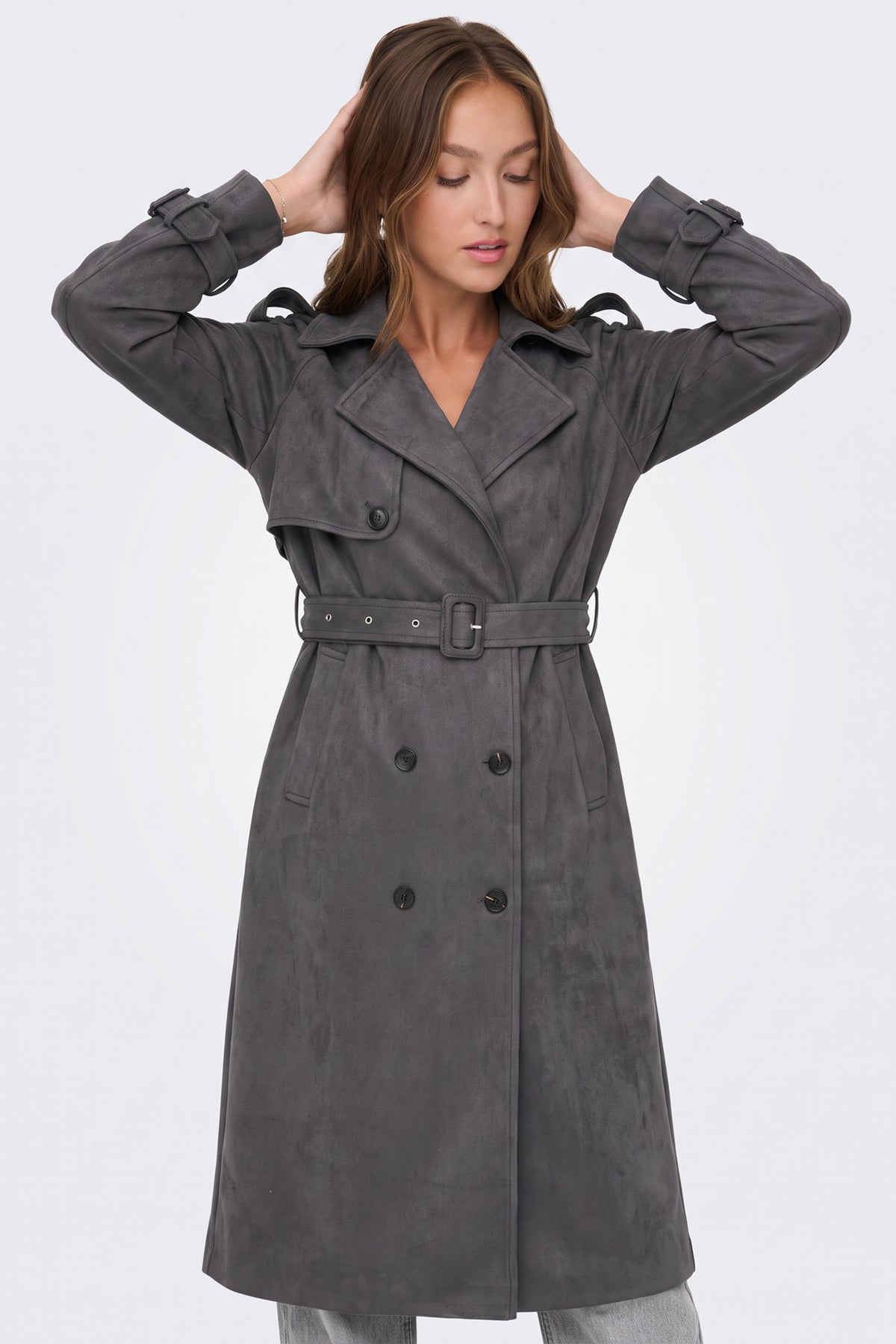 Charcoal piece collar and fastening detail