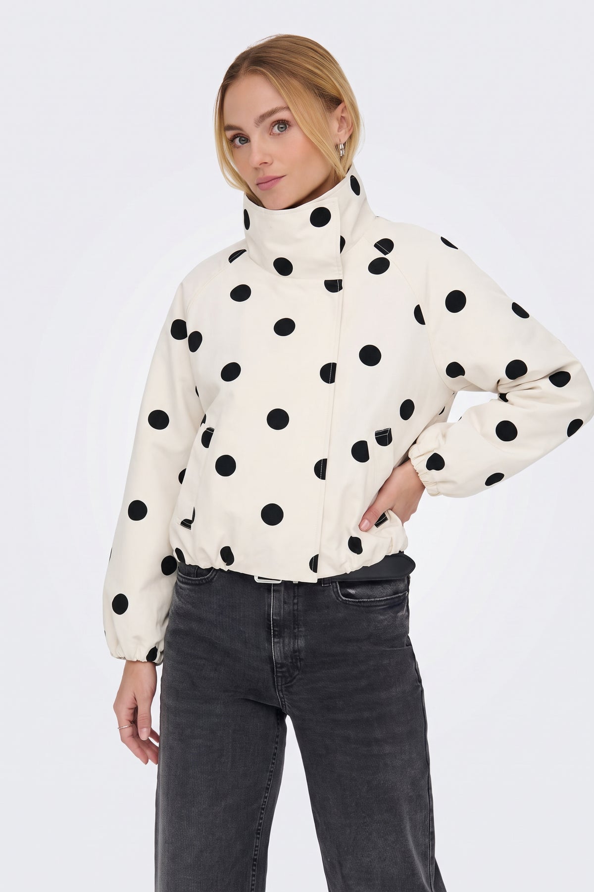 Cream Jacket Polka Dot Funnel Neck on model, front view