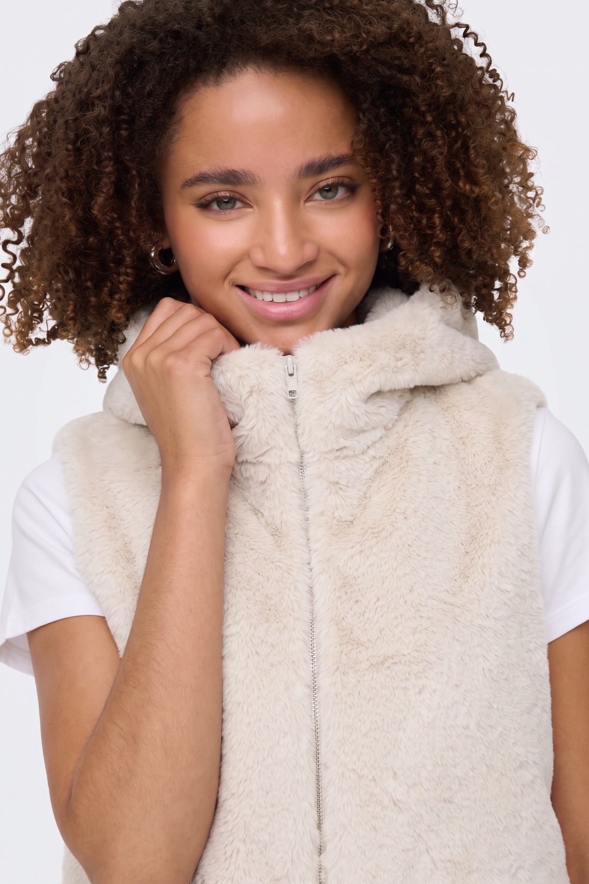 Faux Fur Gilet Cream Hooded Women